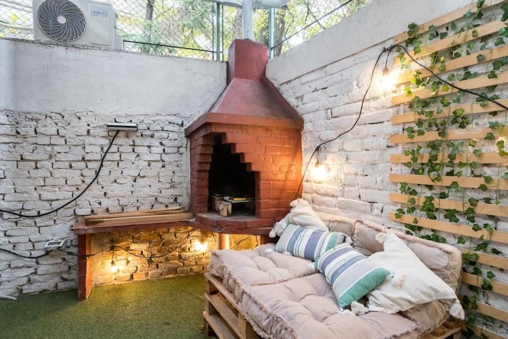 Apartment Downtown Urban Spot Jacuzzi&cinema Universitate Bucharest